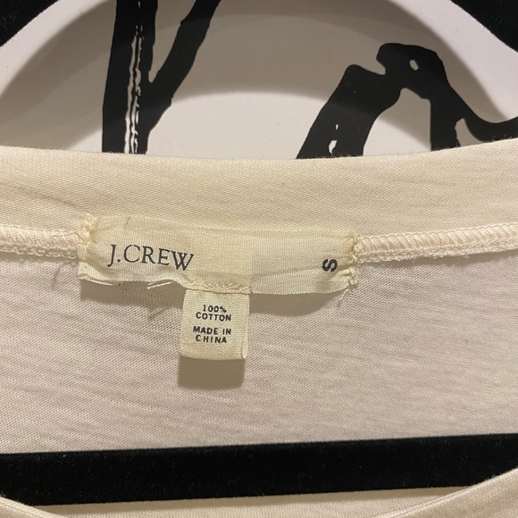 J Crew Lightweight Cream T-Shirt with a gold beaded rose design. EUC. Sz S - Picture 4 of 4